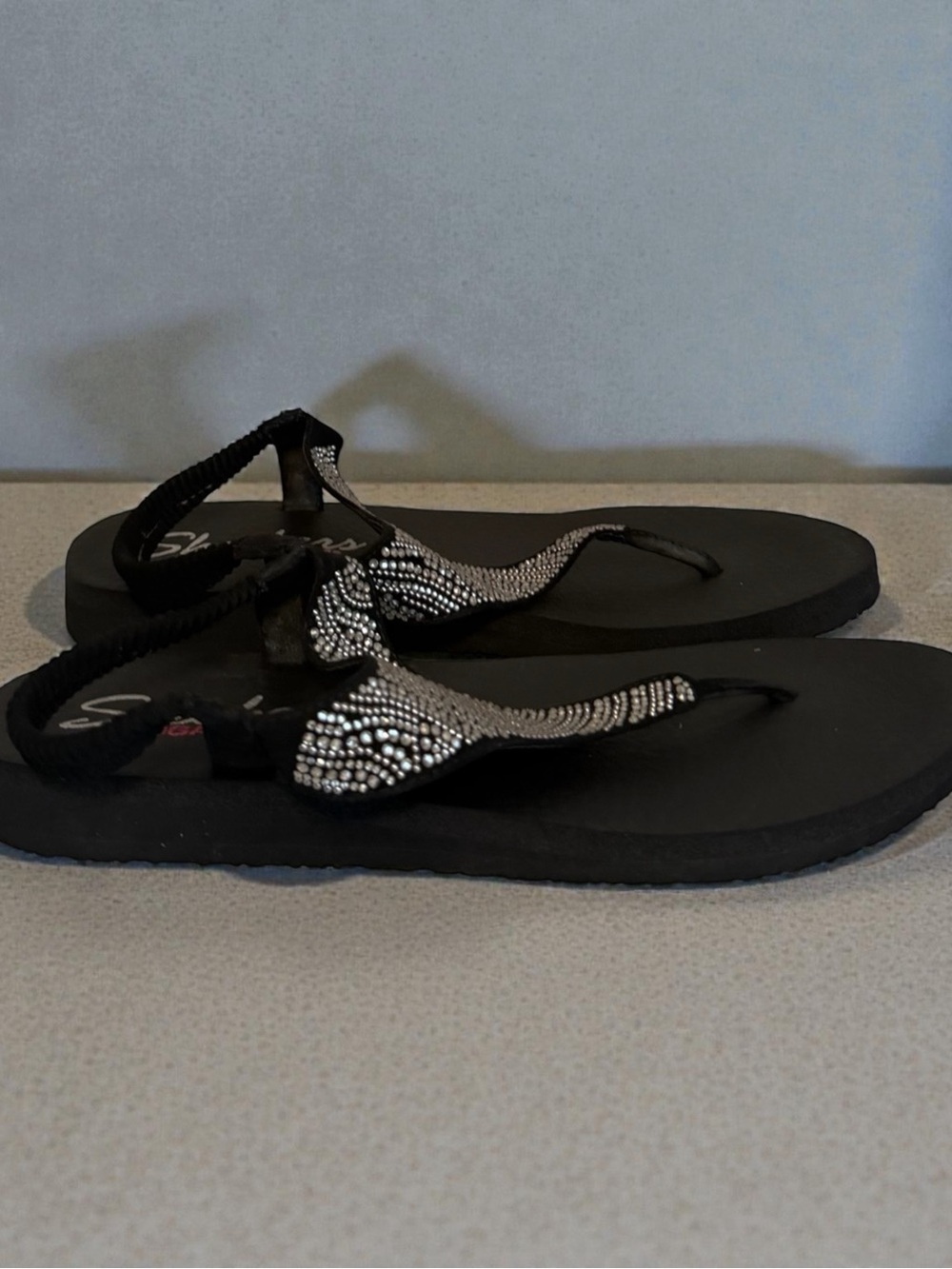 Skechers Cali Meditation New Moon Black Rhinestone Sandals Women's Size 10